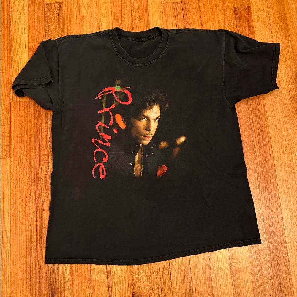 PRINCE MUSICOLOGY 2004EVER TOUR CONCERT T SHIRT RARE VINTAGE POP ROCK FUNK R&B